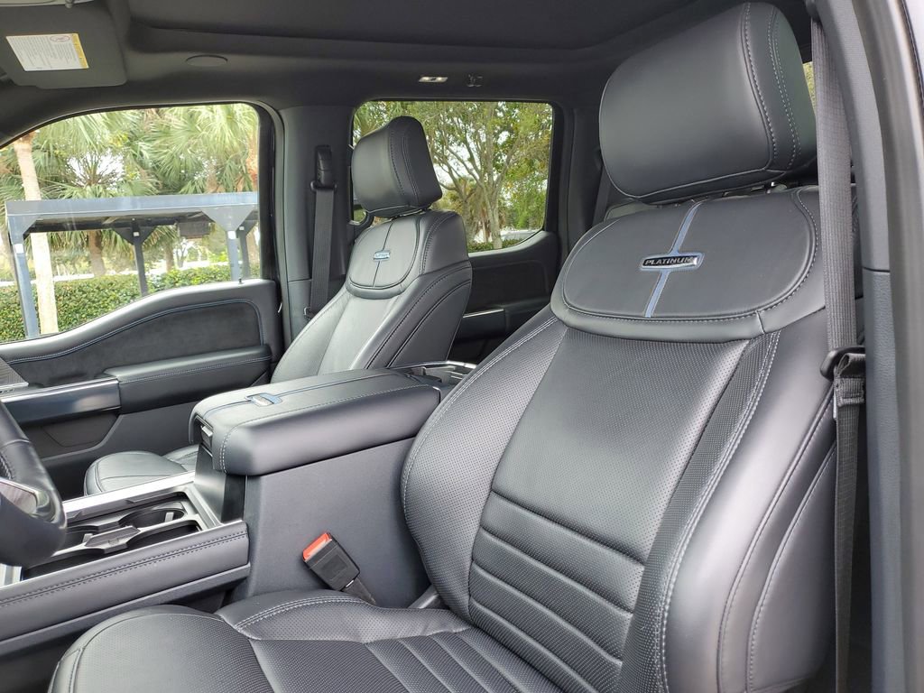 Used 2025 Ford F250 Platinum image 21