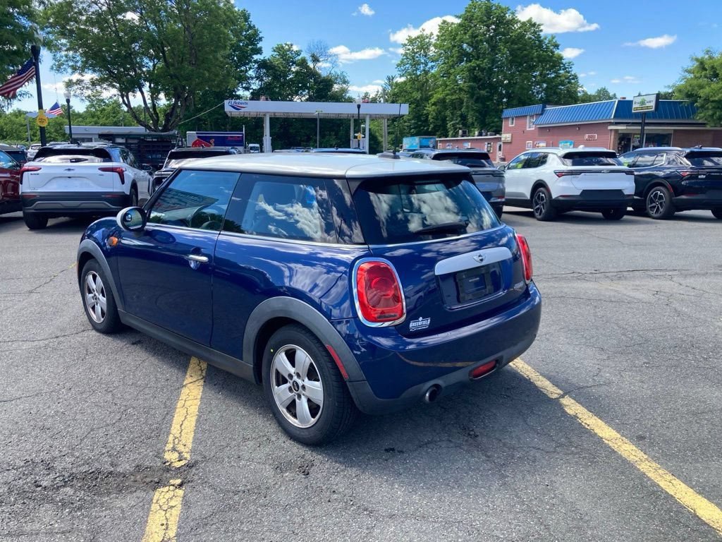 Used 2015 MINI Cooper 2-Door Hardtop FWD image 17