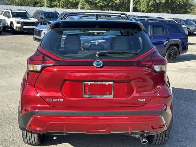 Used 2021 Nissan Kicks SR w/ SR Premium Package FWD image 5