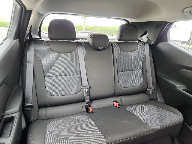 New 2027 Chevrolet Bolt LT w/ Comfort Package FWD image 17