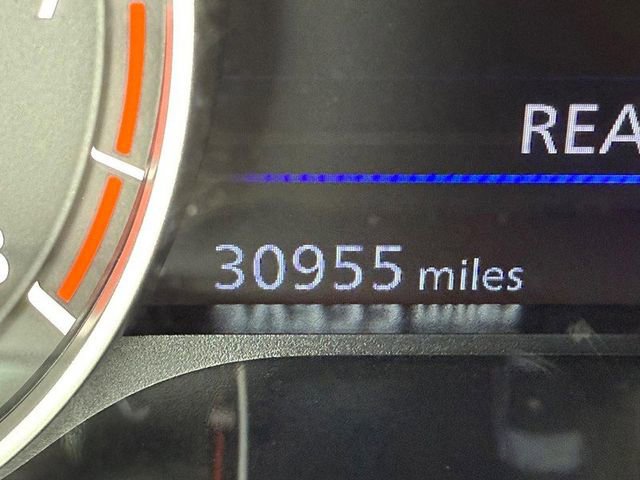 Used 2023 Nissan Altima 2.5 SR w/ SR Premium Package image 32