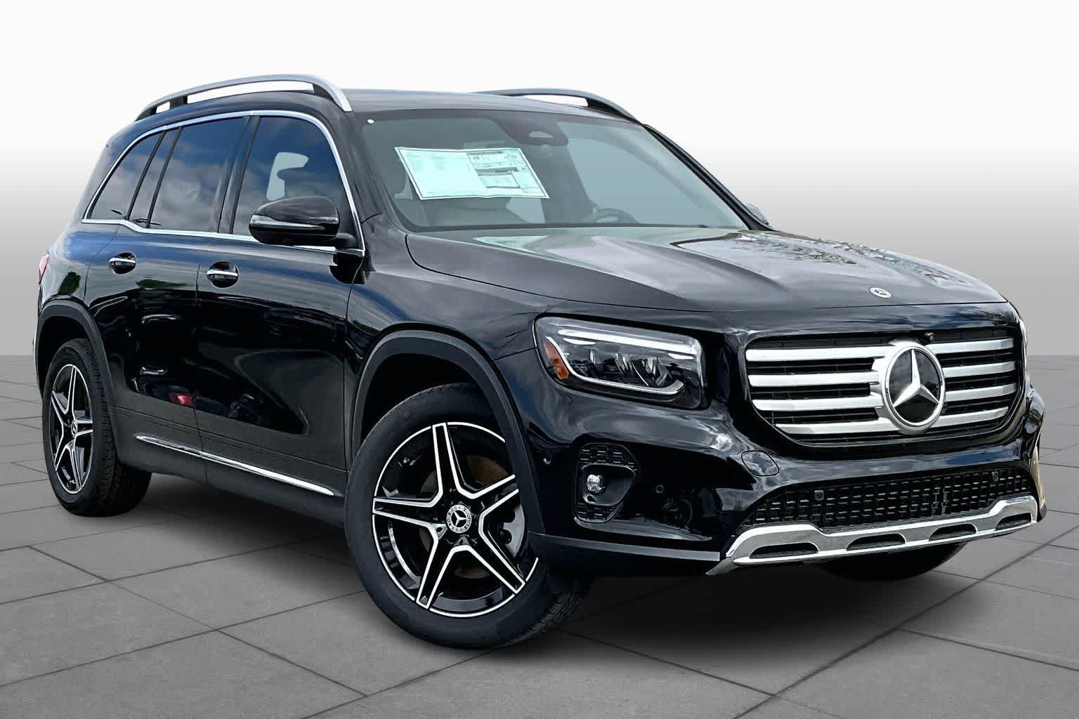 New 2026 Mercedes-Benz GLB 250 image 2