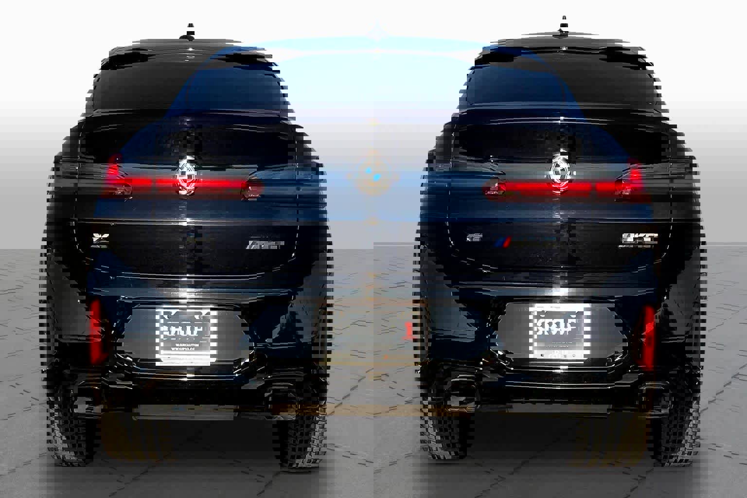 Used 2023 BMW X4 M40i w/ Parking Assistance Package AWD/4WD image 5