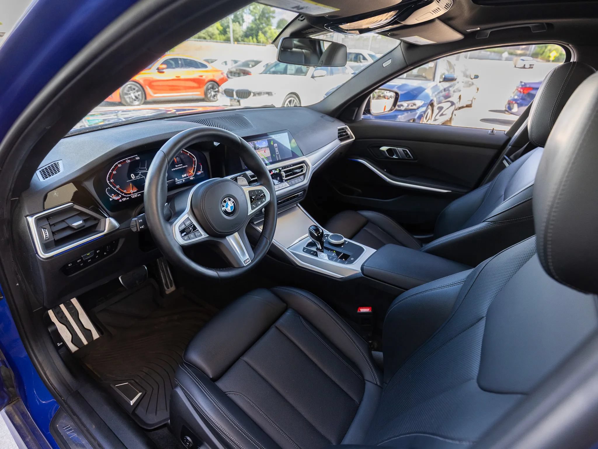 Used 2022 BMW 330i Sedan w/ M Sport Package RWD image 18