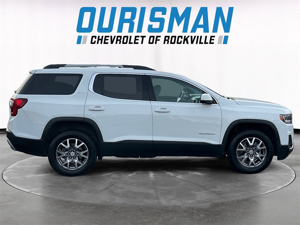 Used 2022 GMC Acadia SLT w/ LPO, Floor Liner Package image 7