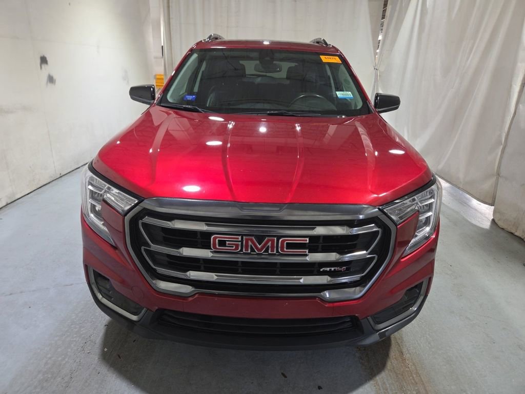 Used 2022 GMC Terrain AT4 w/ Infotainment Package II image 2
