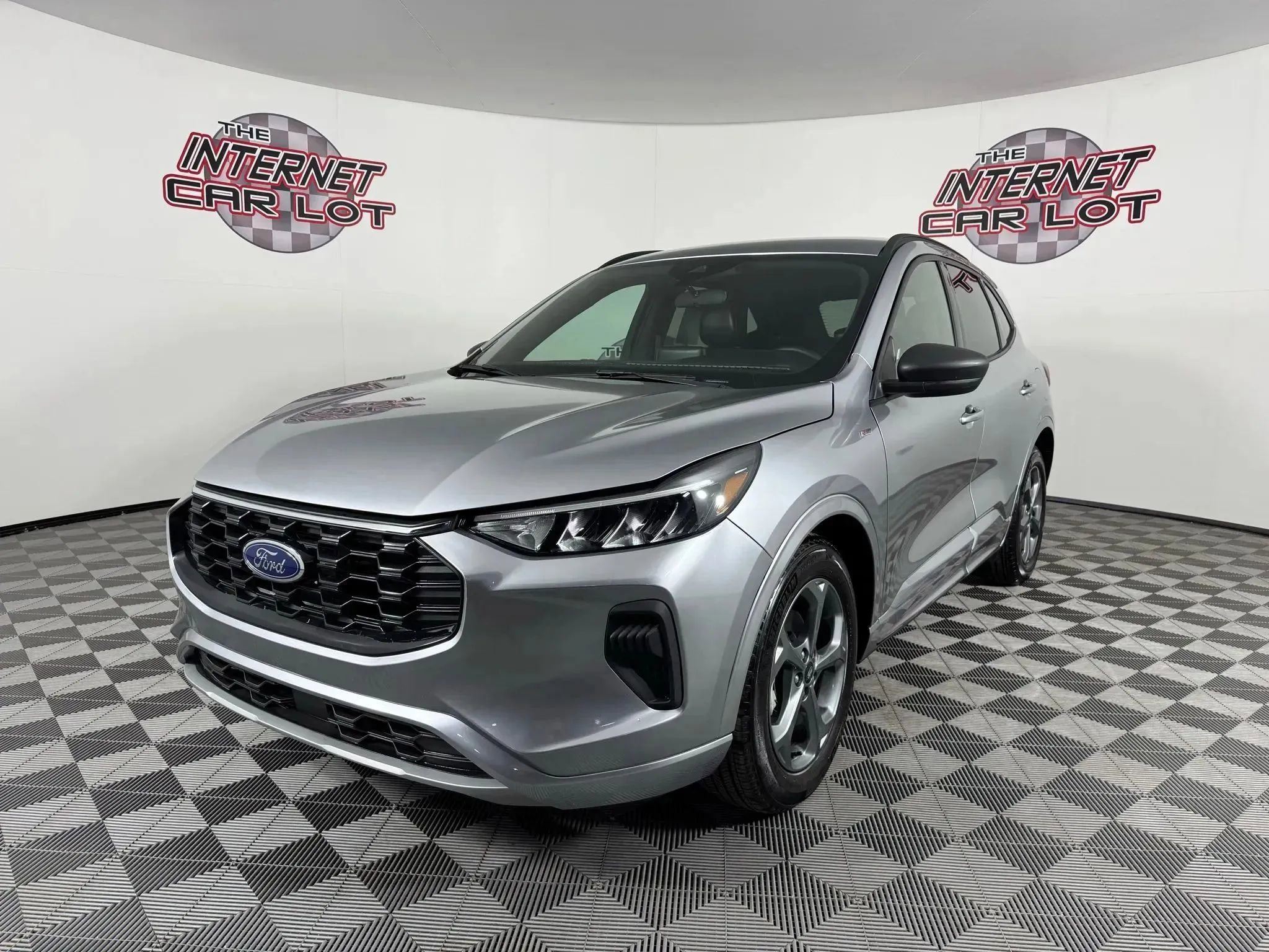 Used 2023 Ford Escape ST-Line image 1