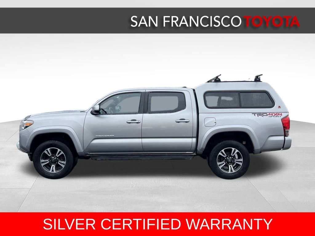 Used 2016 Toyota Tacoma TRD Sport image 2