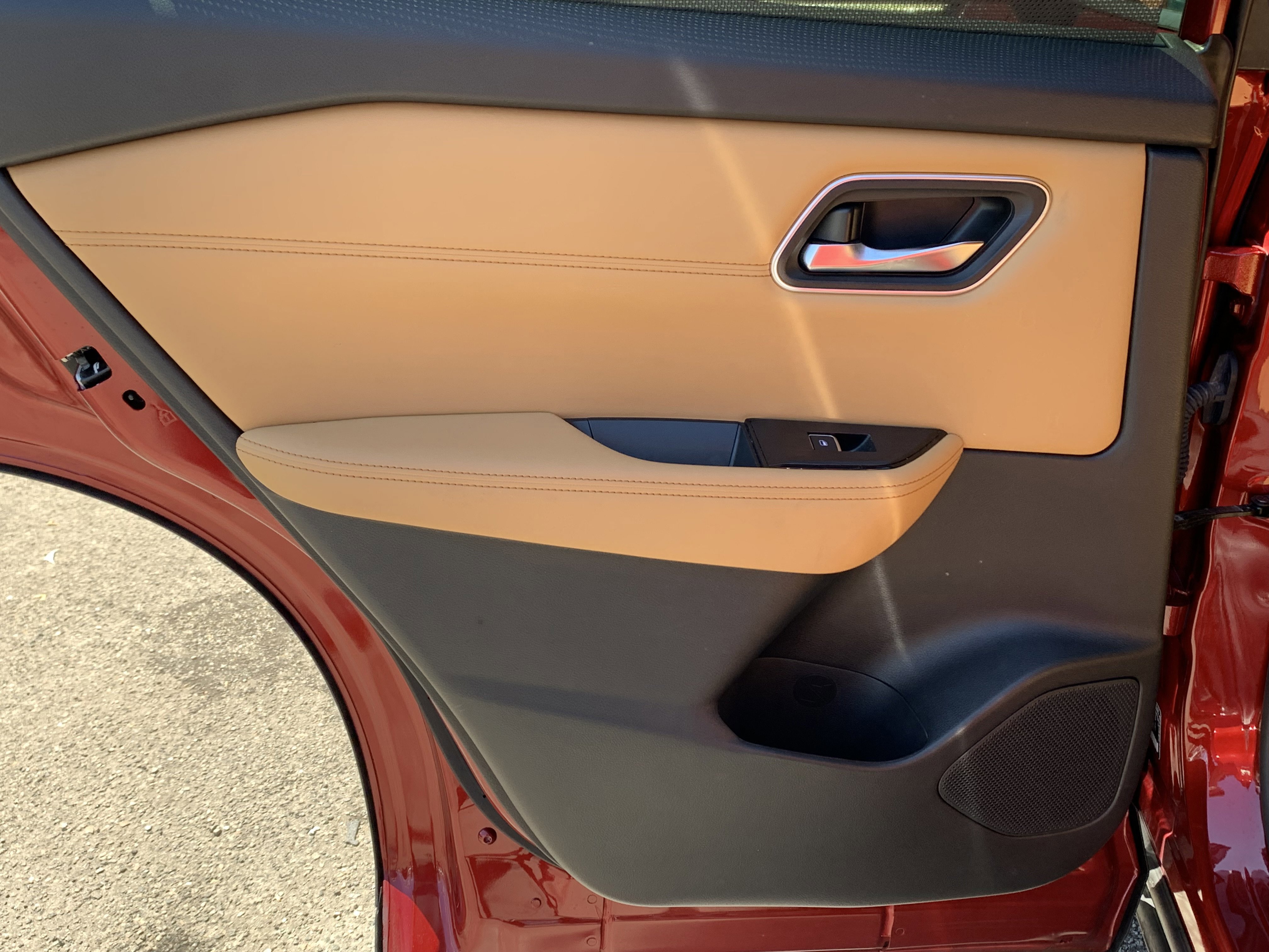 Used 2023 Nissan Rogue Platinum image 24