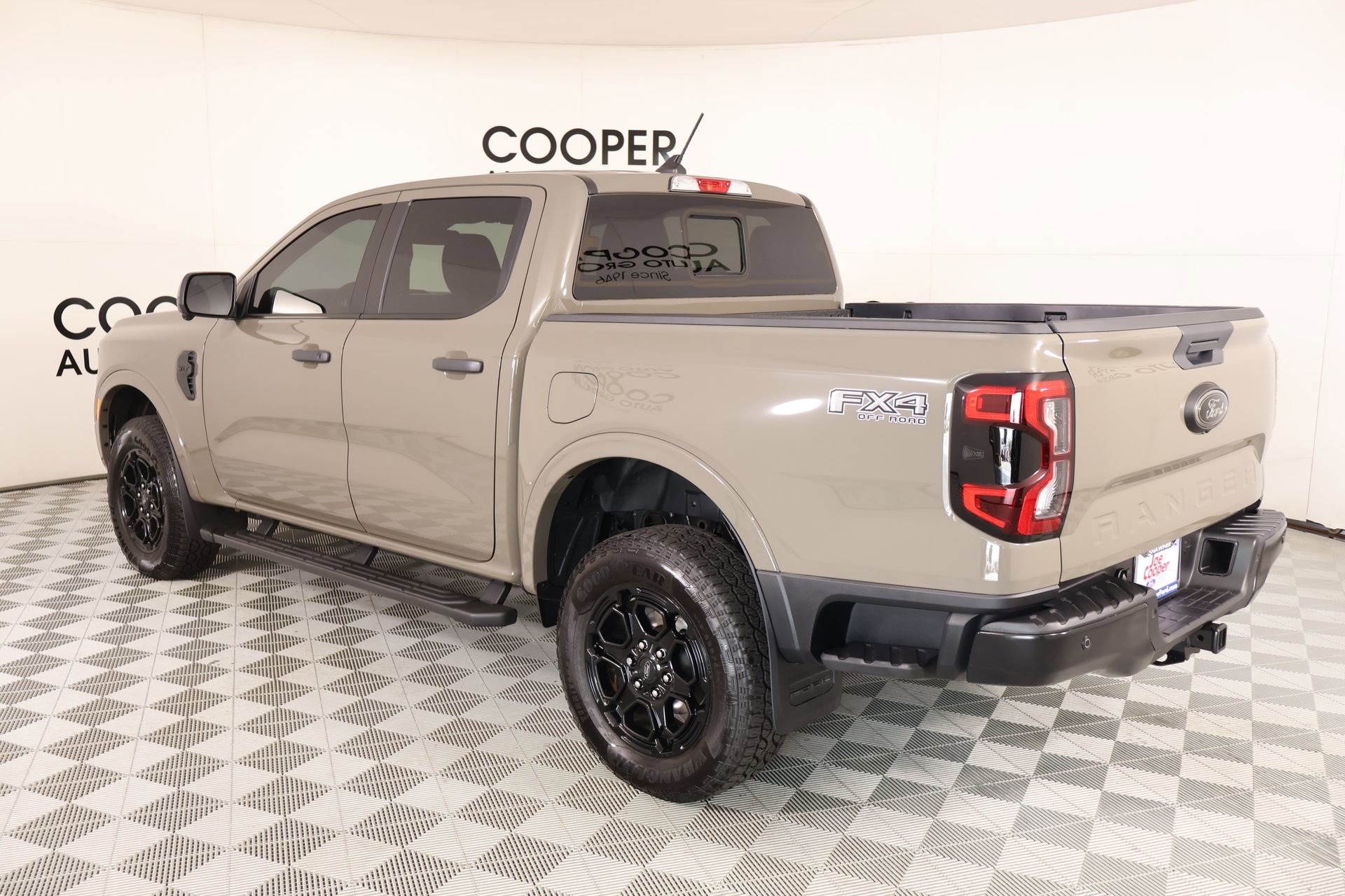 Used 2025 Ford Ranger XLT w/ Equipment Group 301A High AWD/4WD image 22