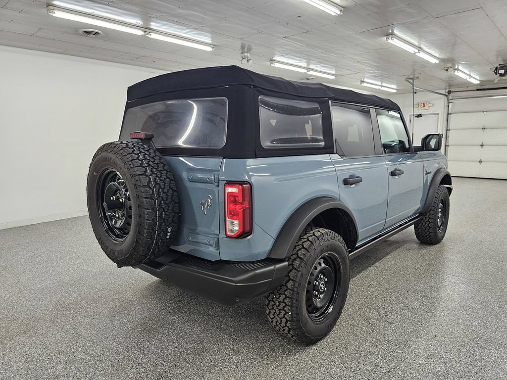 Used 2022 Ford Bronco Black Diamond AWD/4WD image 4