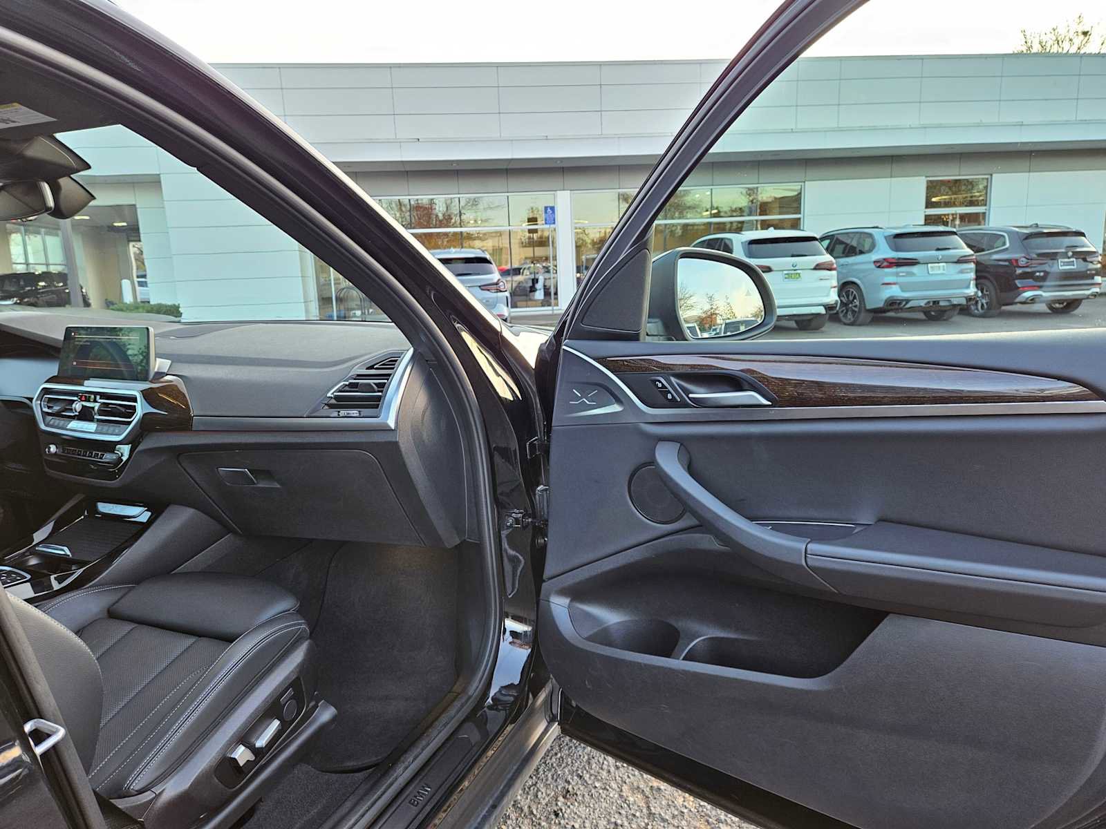 Used 2023 BMW X3 xDrive30i image 10