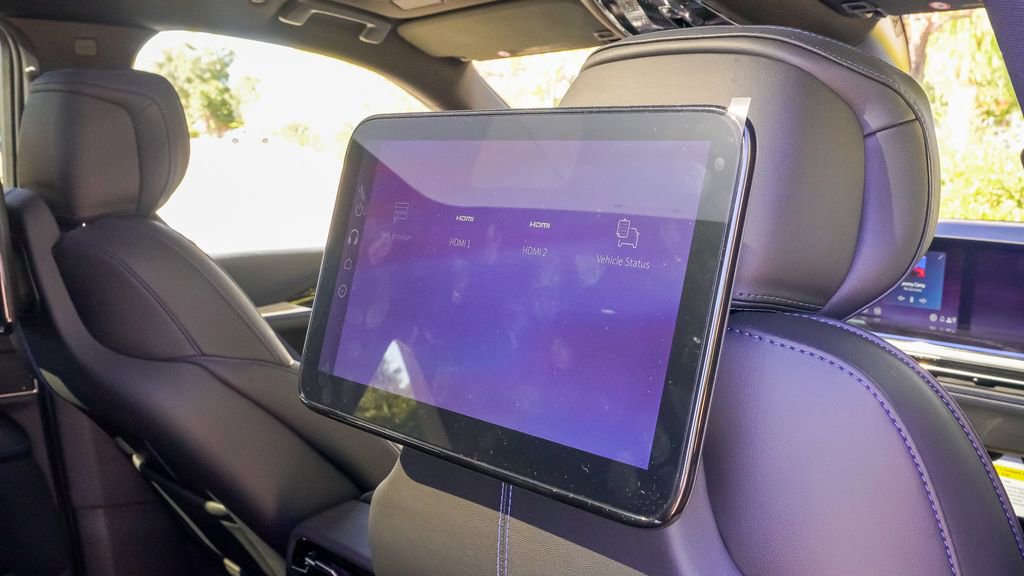 New 2026 Cadillac Escalade IQL Luxury image 13