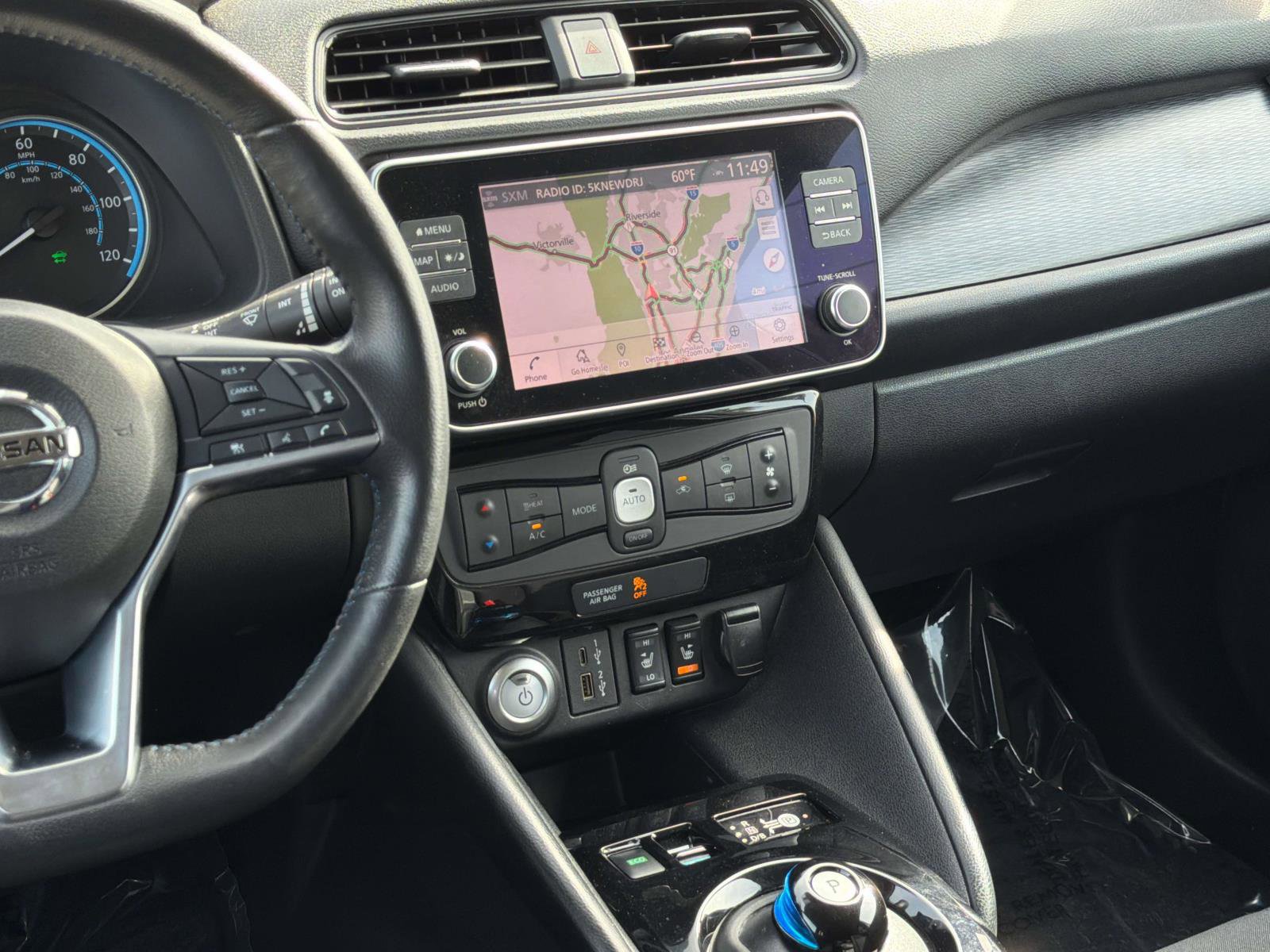 Used 2022 Nissan Leaf SV image 11