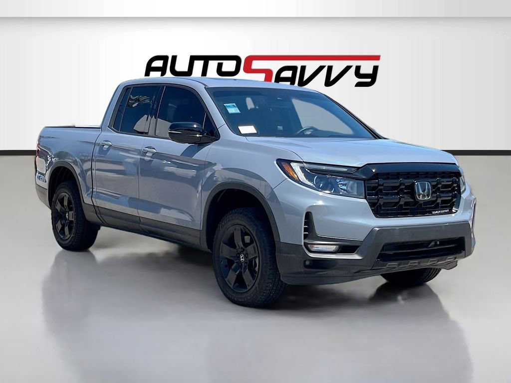 Used 2025 Honda Ridgeline Black Edition image 1
