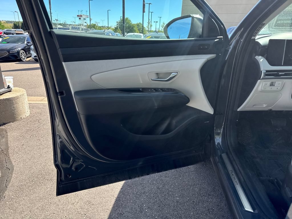 Certified 2026 Hyundai Tucson Limited AWD/4WD image 18