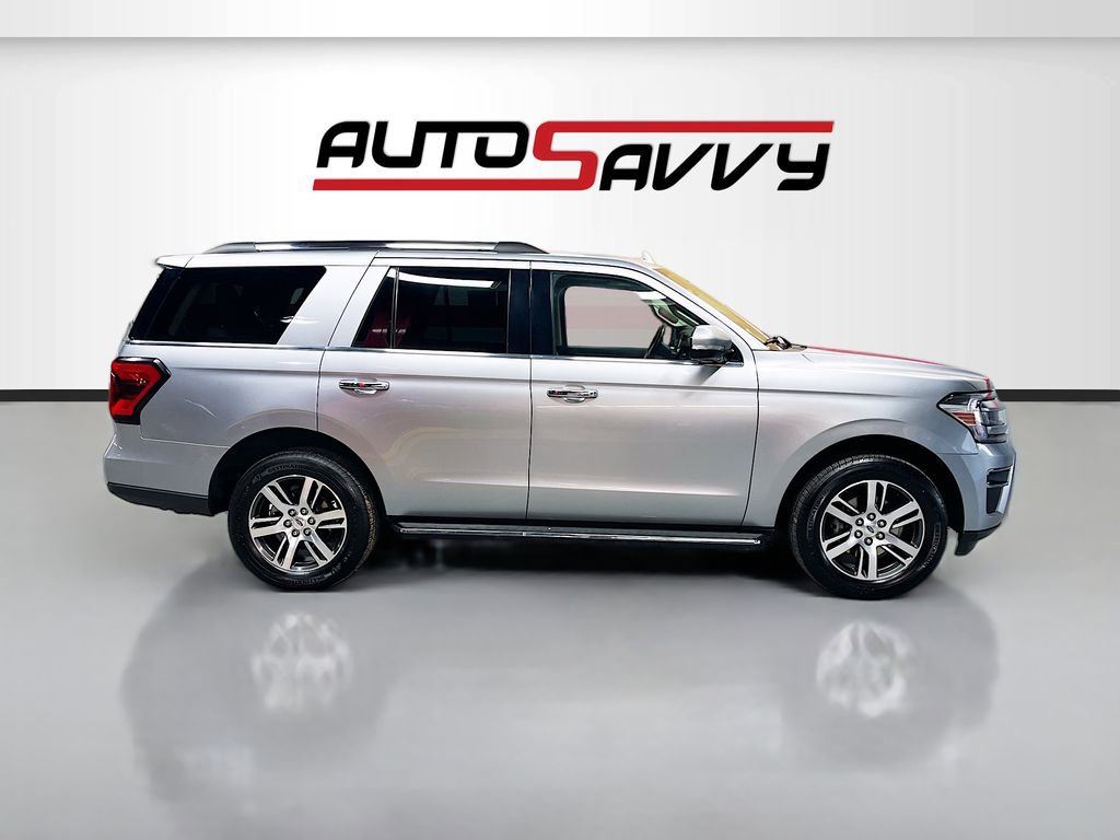 Used 2023 Ford Expedition Limited image 8