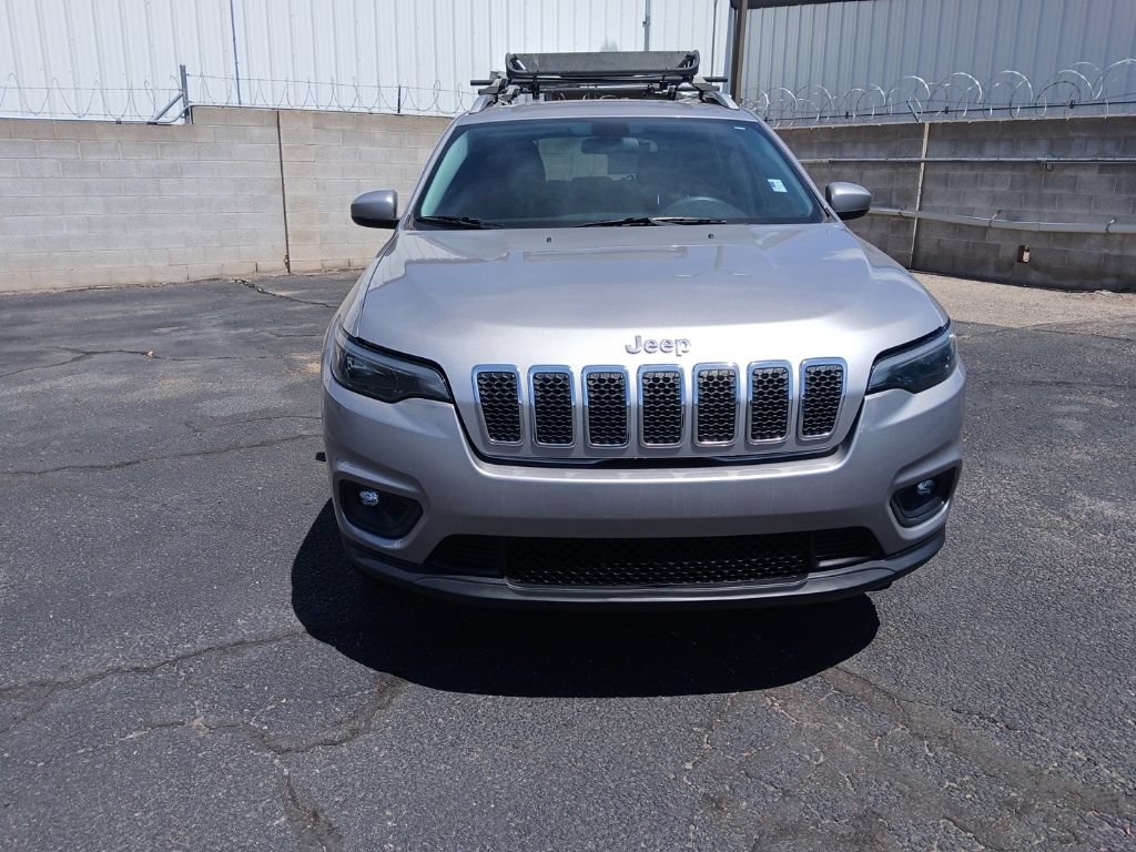 Used 2019 Jeep Cherokee Latitude w/ Popular Appearance Group AWD/4WD image 2
