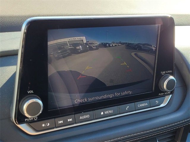 Used 2023 Nissan Rogue S image 16