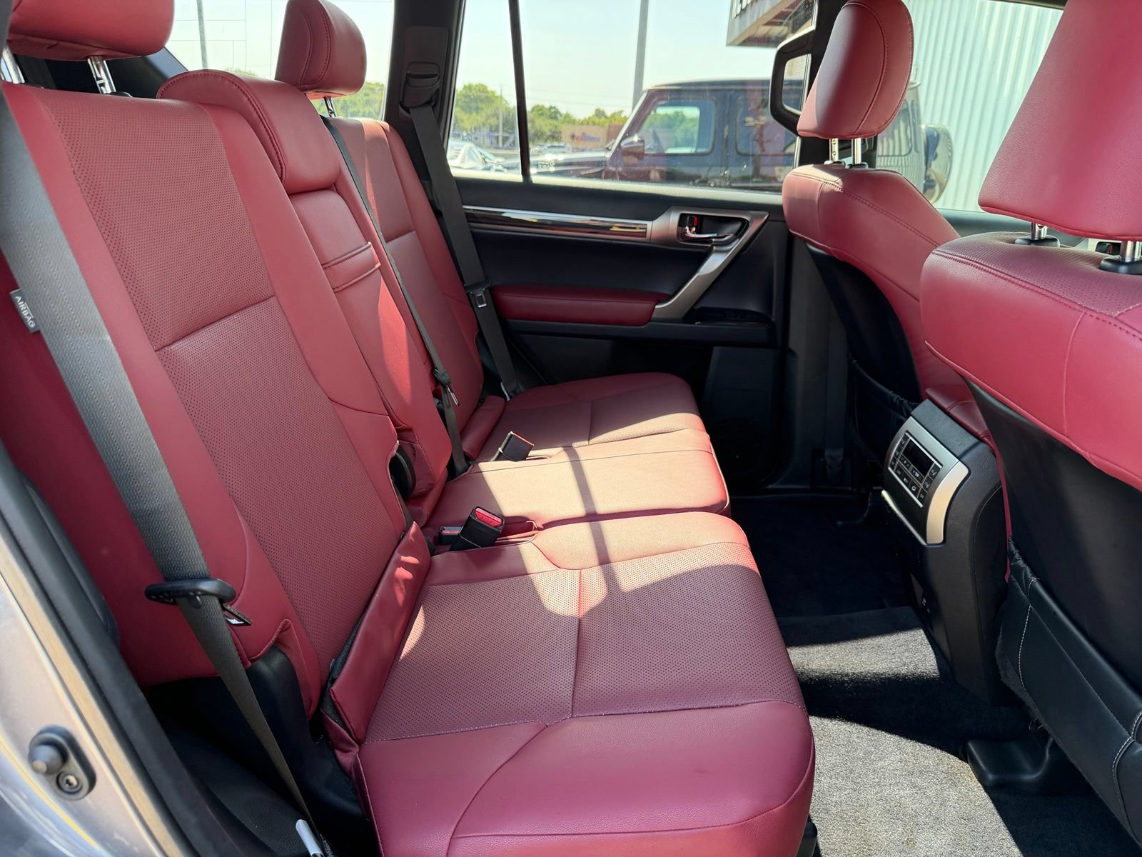 Used 2020 Lexus GX 460 Premium w/ Premium Package AWD/4WD image 26
