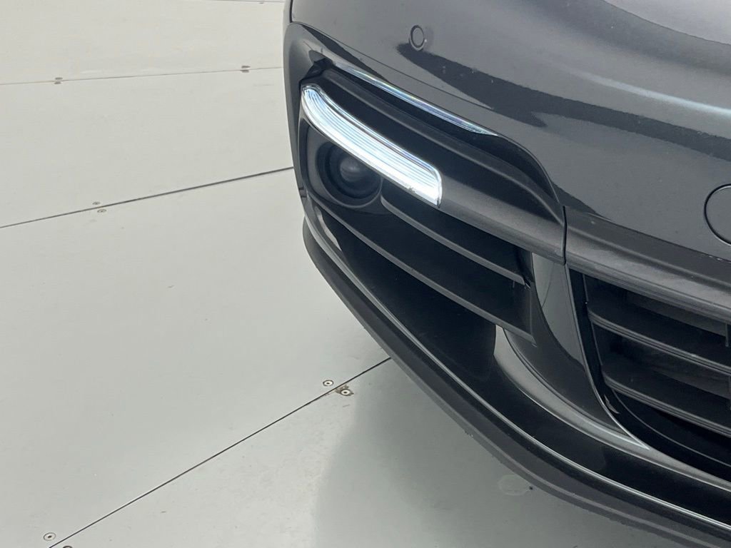 Used 2019 Porsche Panamera 4 image 48