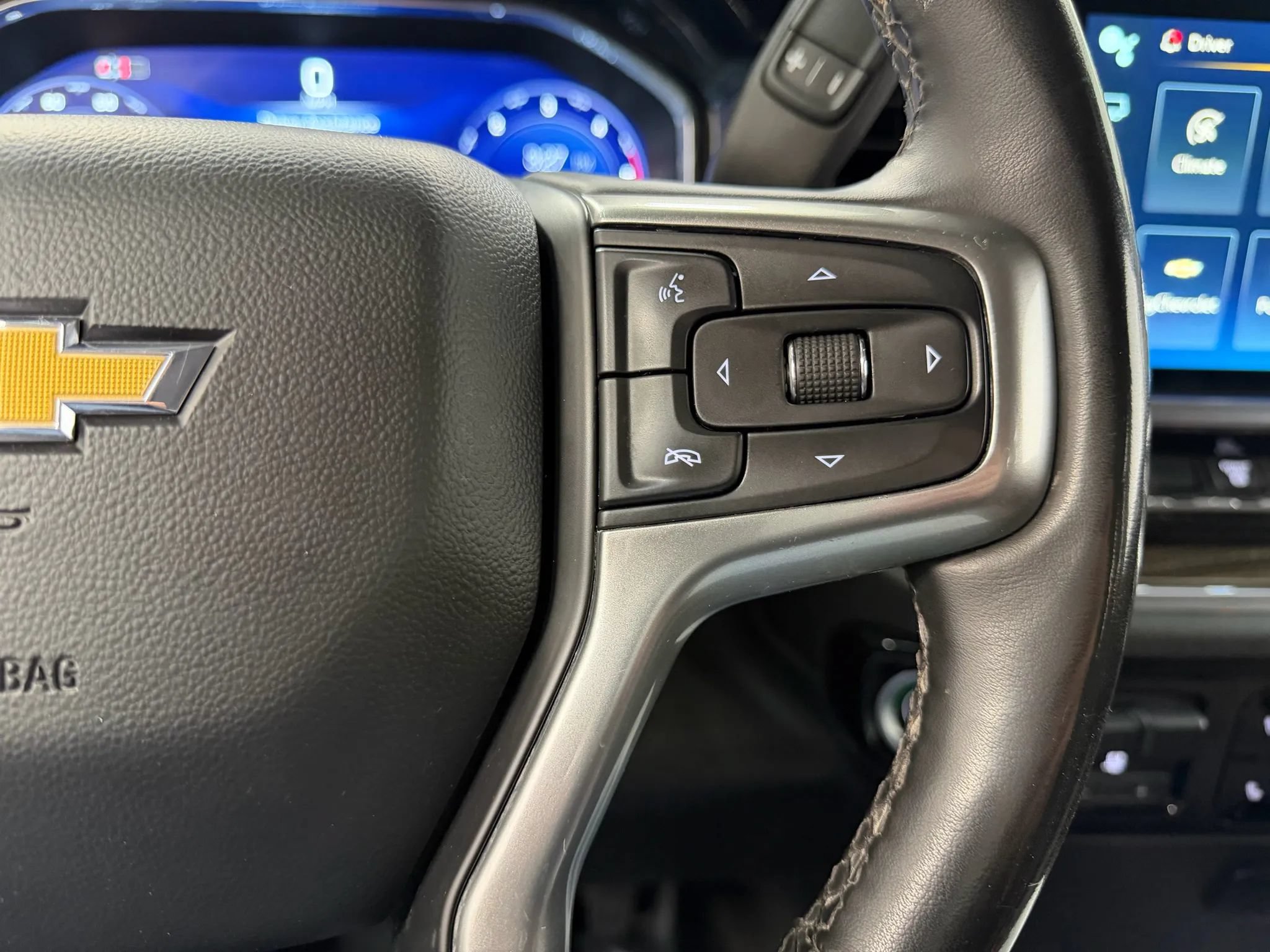 Used 2024 Chevrolet Silverado 2500 LT w/ Convenience Package AWD/4WD image 31