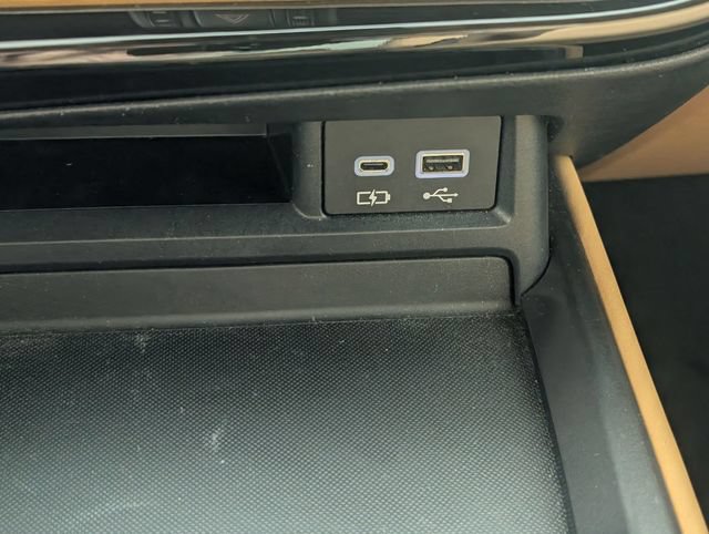 Used 2024 Lexus NX 250 FWD w/ Towing Package (2000 Lbs) image 21
