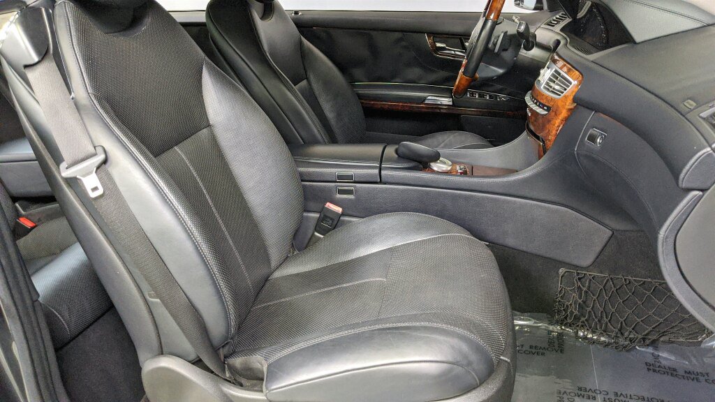 Used 2011 Mercedes-Benz CL 550 4MATIC image 28