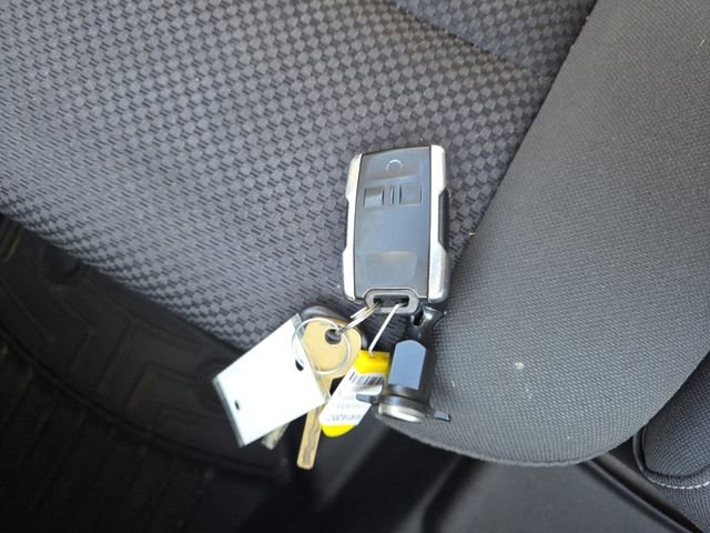 Used 2015 Chevrolet Silverado 2500 LT image 34