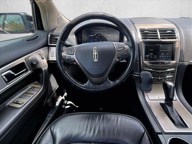 Used 2013 Lincoln MKX AWD image 6