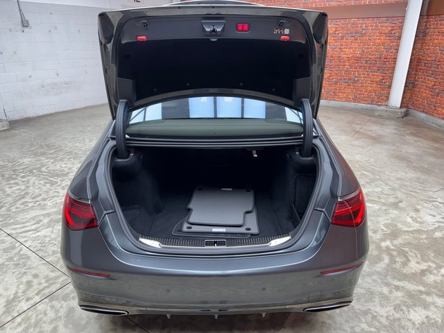 Used 2025 Mercedes-Benz S 580 4MATIC Sedan image 25