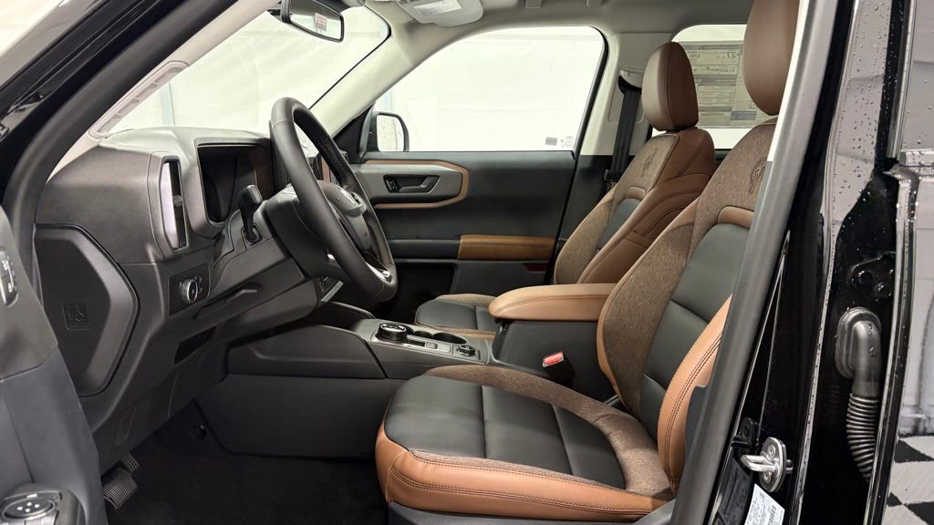 New 2026 Ford Bronco Sport Outer Banks w/ Outer Banks Tech Package+ AWD/4WD image 14