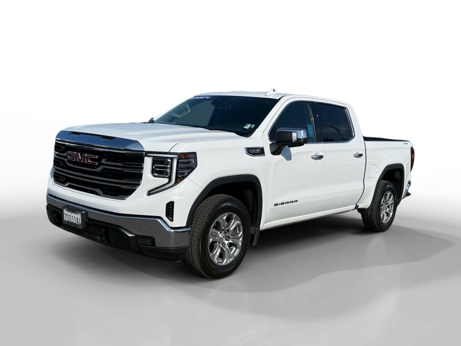 Used 2025 GMC Sierra 1500 SLT AWD/4WD image 1