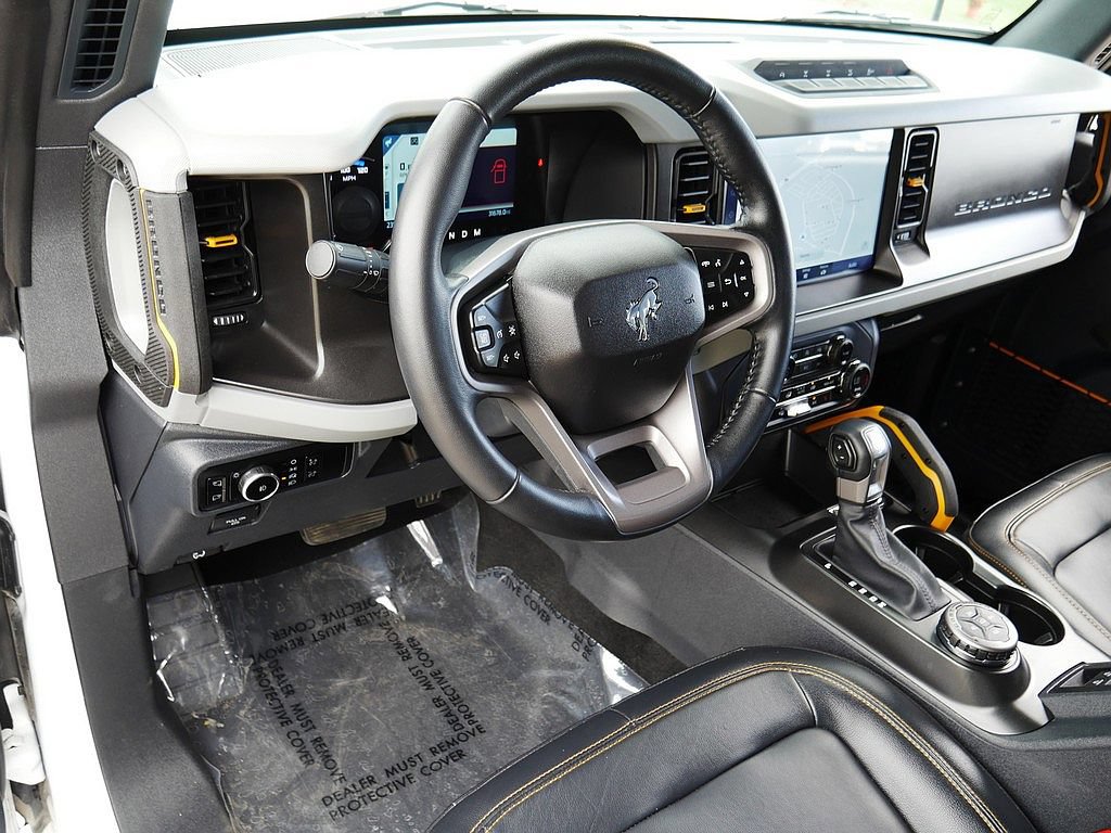 Used 2023 Ford Bronco Badlands AWD/4WD image 12