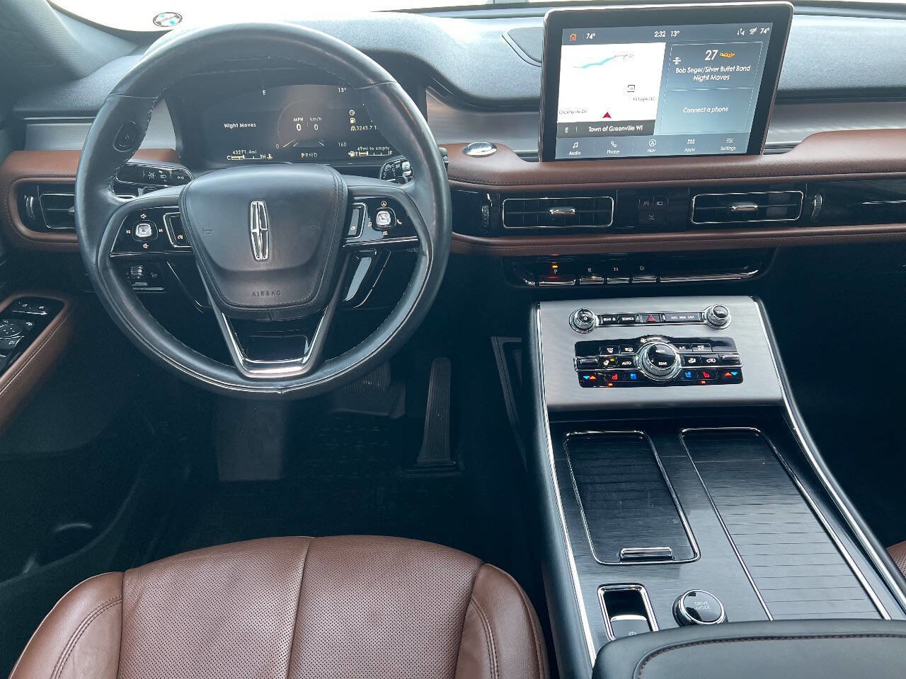 Used 2023 Lincoln Aviator Reserve w/ Class IV Trailer Tow Package image 14