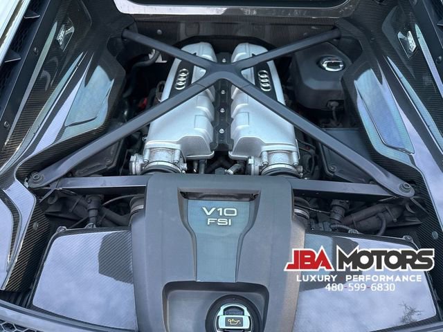 Used 2018 Audi R8 V10 w/ Carbon Exterior Package image 7