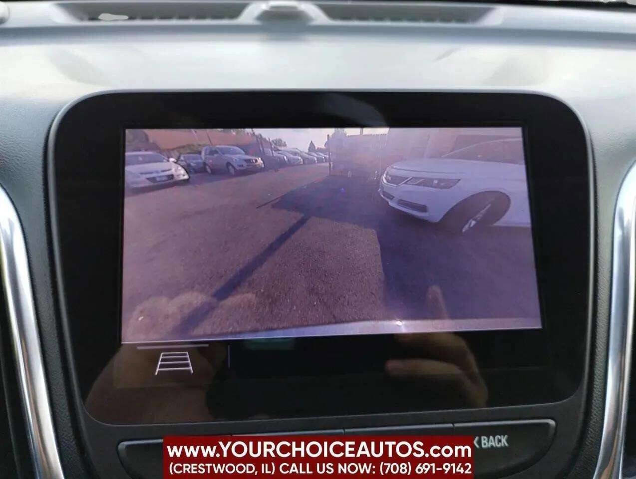 Used 2020 Chevrolet Equinox Premier image 16