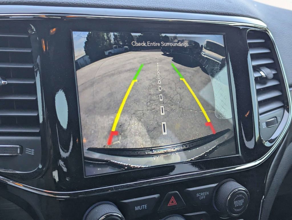 Used 2021 Jeep Grand Cherokee Laredo X RWD image 21