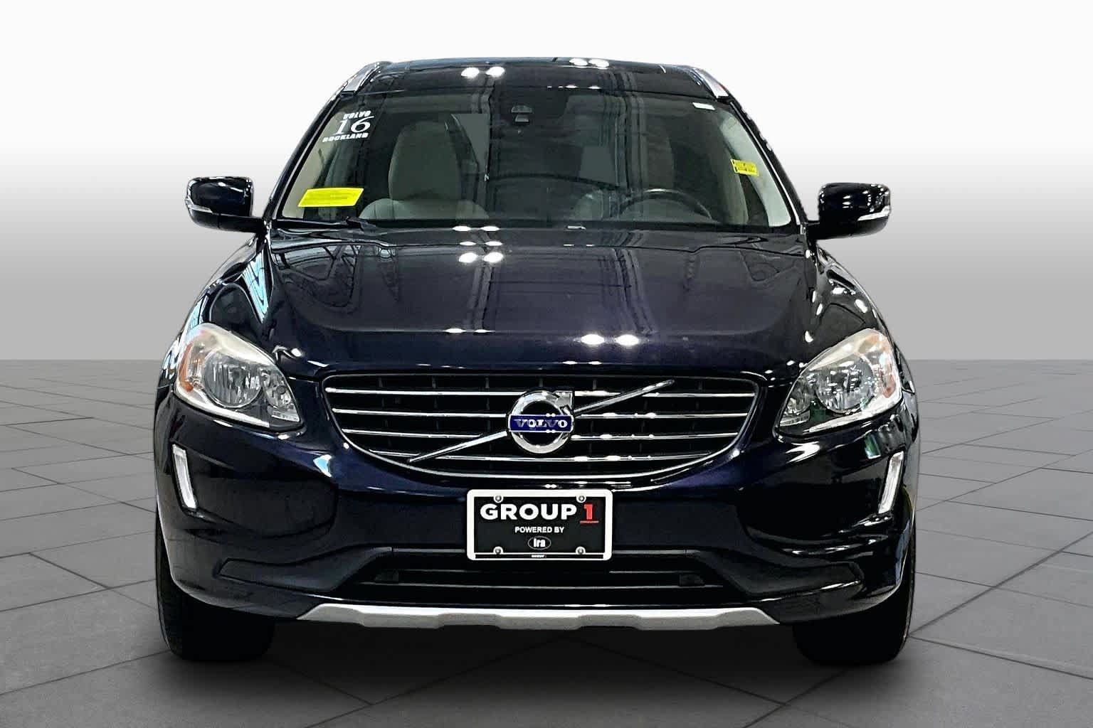 Used 2016 Volvo XC60 T6 w/ Climate Package AWD/4WD image 4