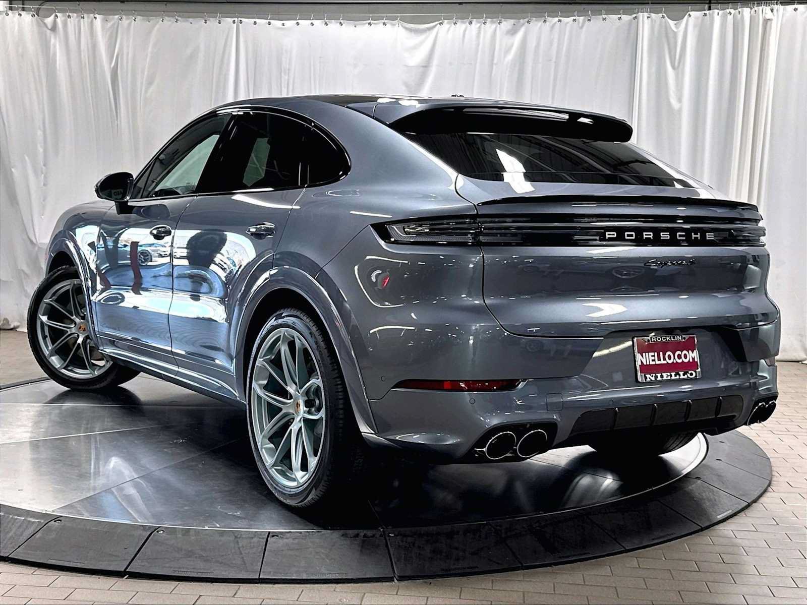 New 2026 Porsche Cayenne S AWD/4WD image 3