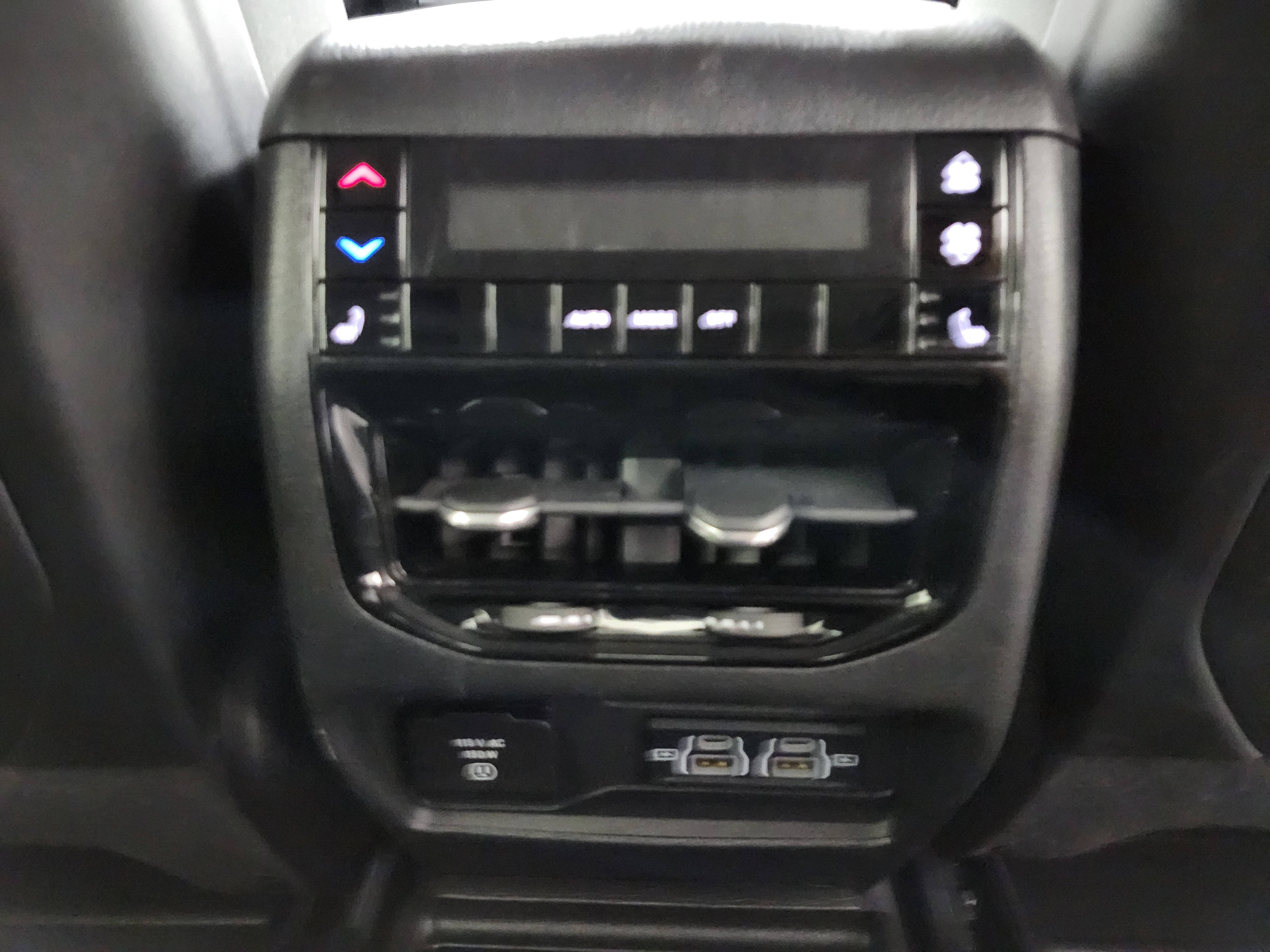 Used 2022 Jeep Grand Cherokee L Limited image 16