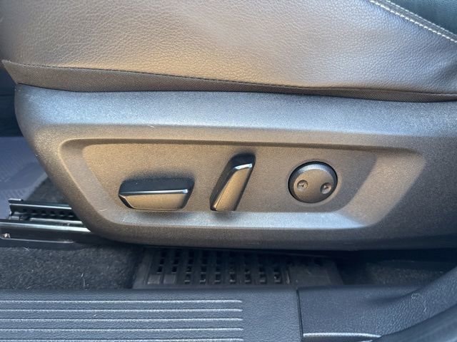 Used 2024 Nissan Rogue SL image 14