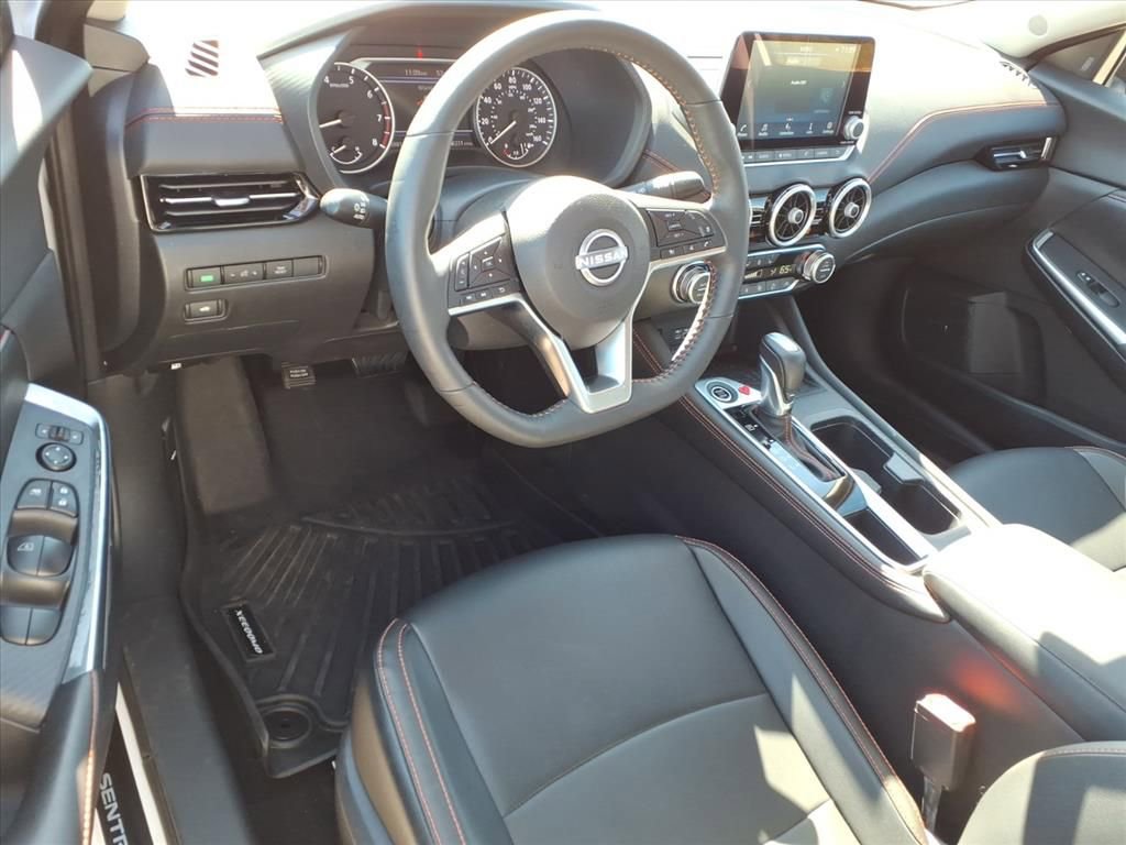Used 2024 Nissan Sentra SR w/ SR Premium Package image 12