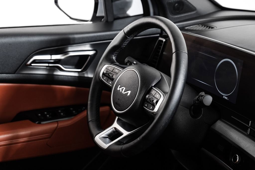 Used 2024 Kia Sportage SX image 12