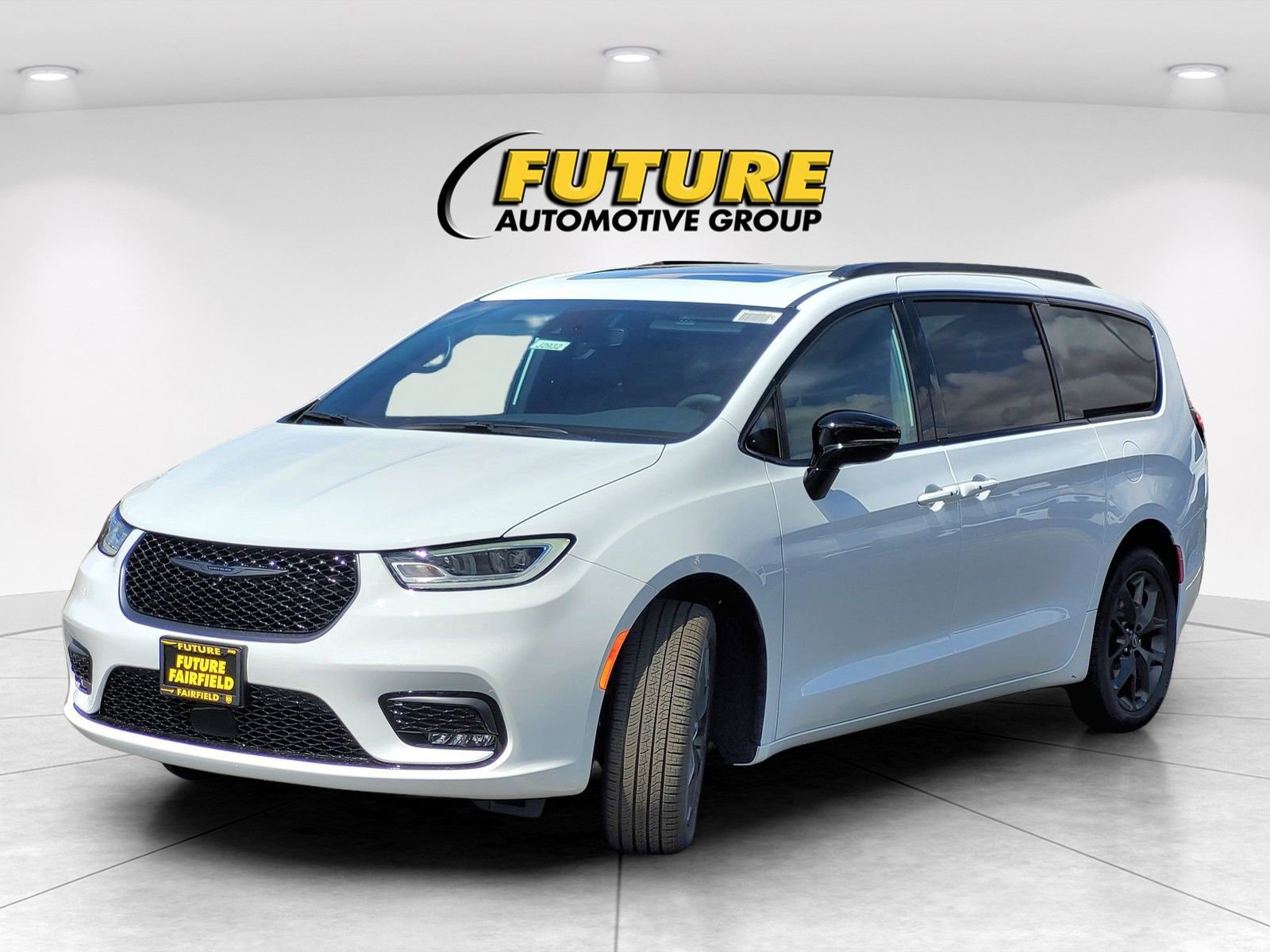 New 2026 Chrysler Pacifica Limited w/ S Appearance Package image 8