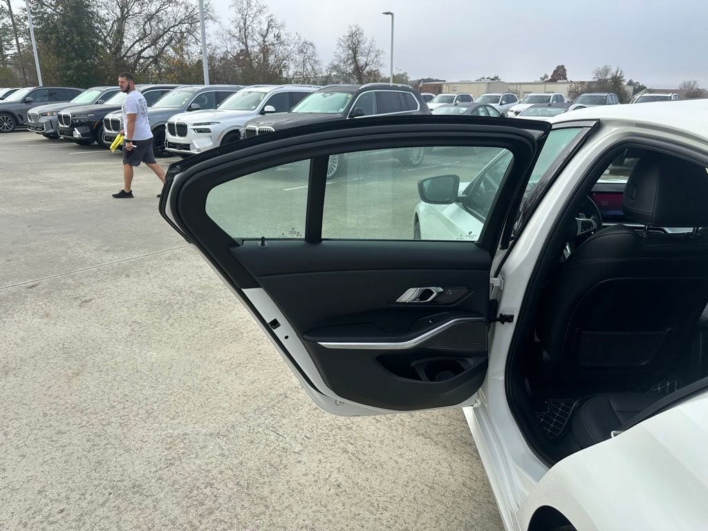 Certified 2023 BMW 330i Sedan w/ M Sport Package image 22