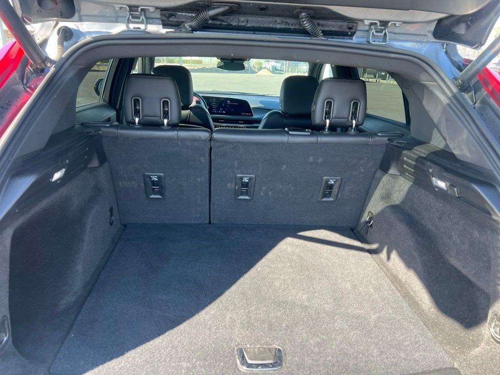 Certified 2025 Cadillac XT4 Premium Luxury FWD image 9