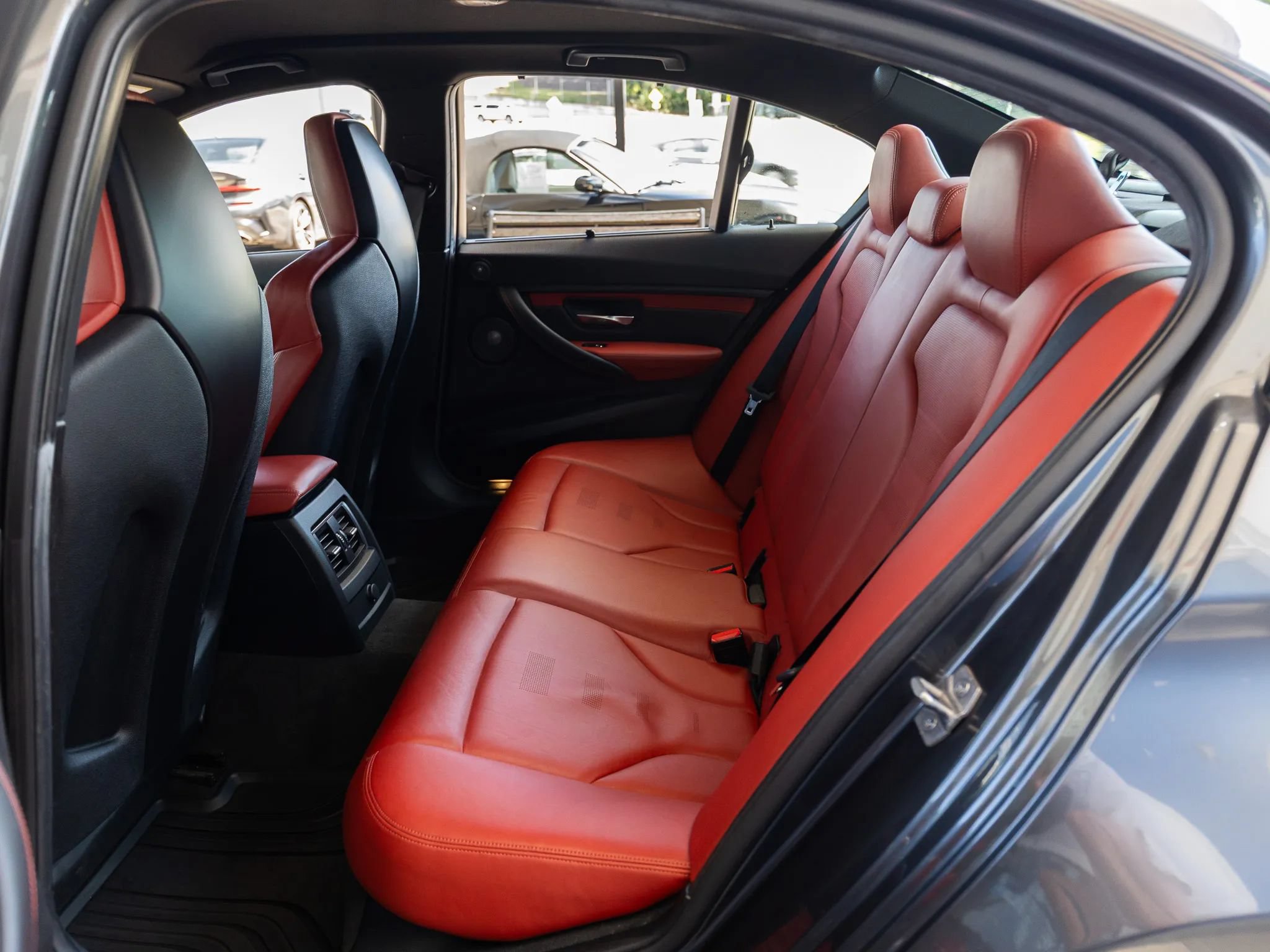 Used 2016 BMW M3 RWD image 29