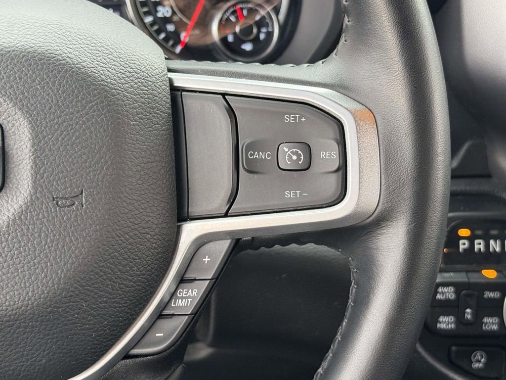 Used 2022 RAM 1500 Big Horn AWD/4WD image 23