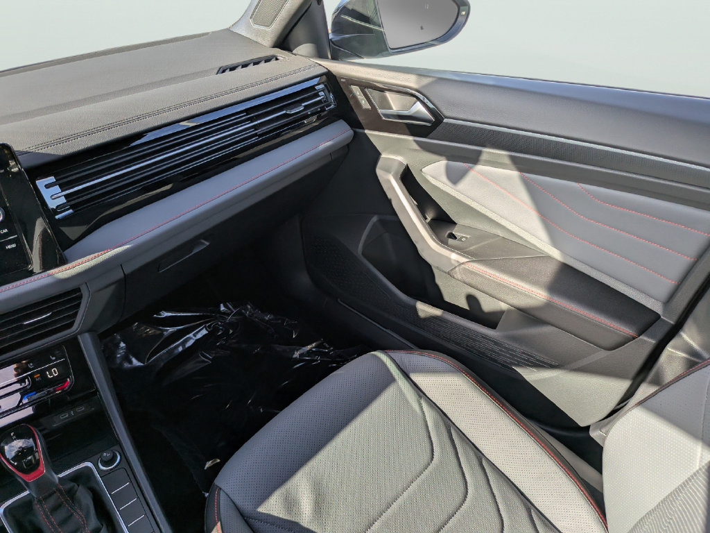 New 2027 Volkswagen Jetta GLI Autobahn FWD image 13